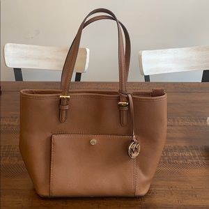 NWOT Michael Kors brown purse with gold accents